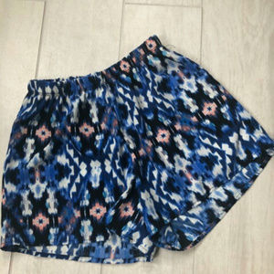 **2 FOR $8** RUE 21 Ikat print shorts. Size small.